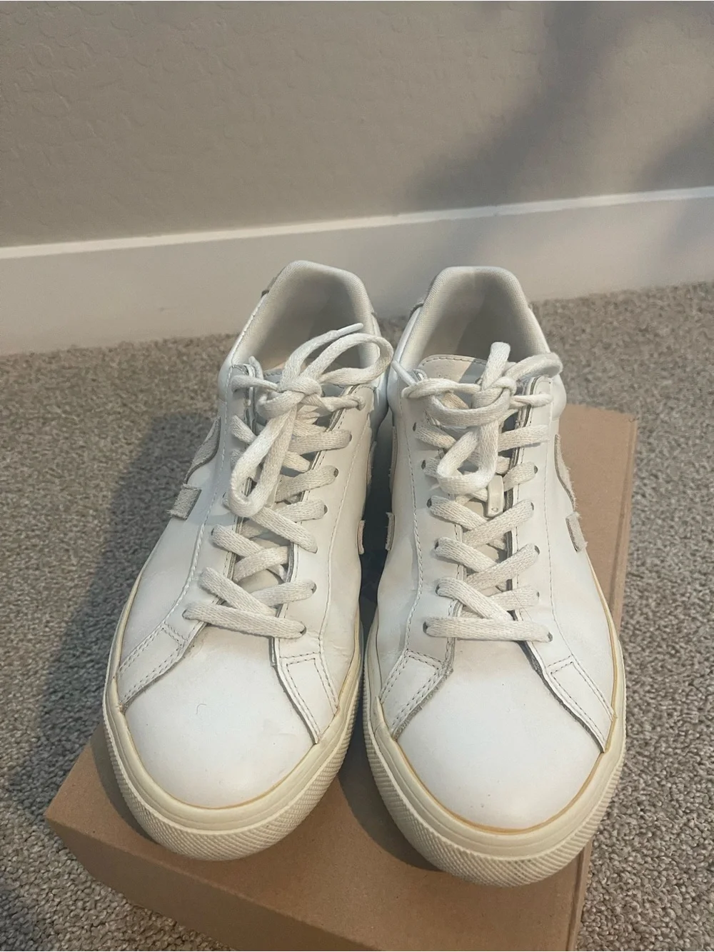 Veja White Sneakers with Beige V Logo - Picture 2 of 7